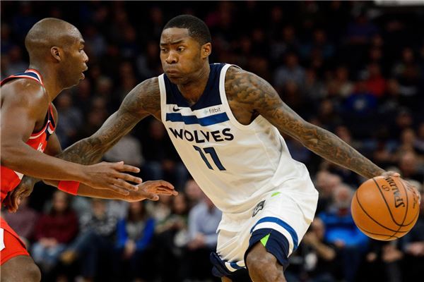 在防守时又 在防守时又